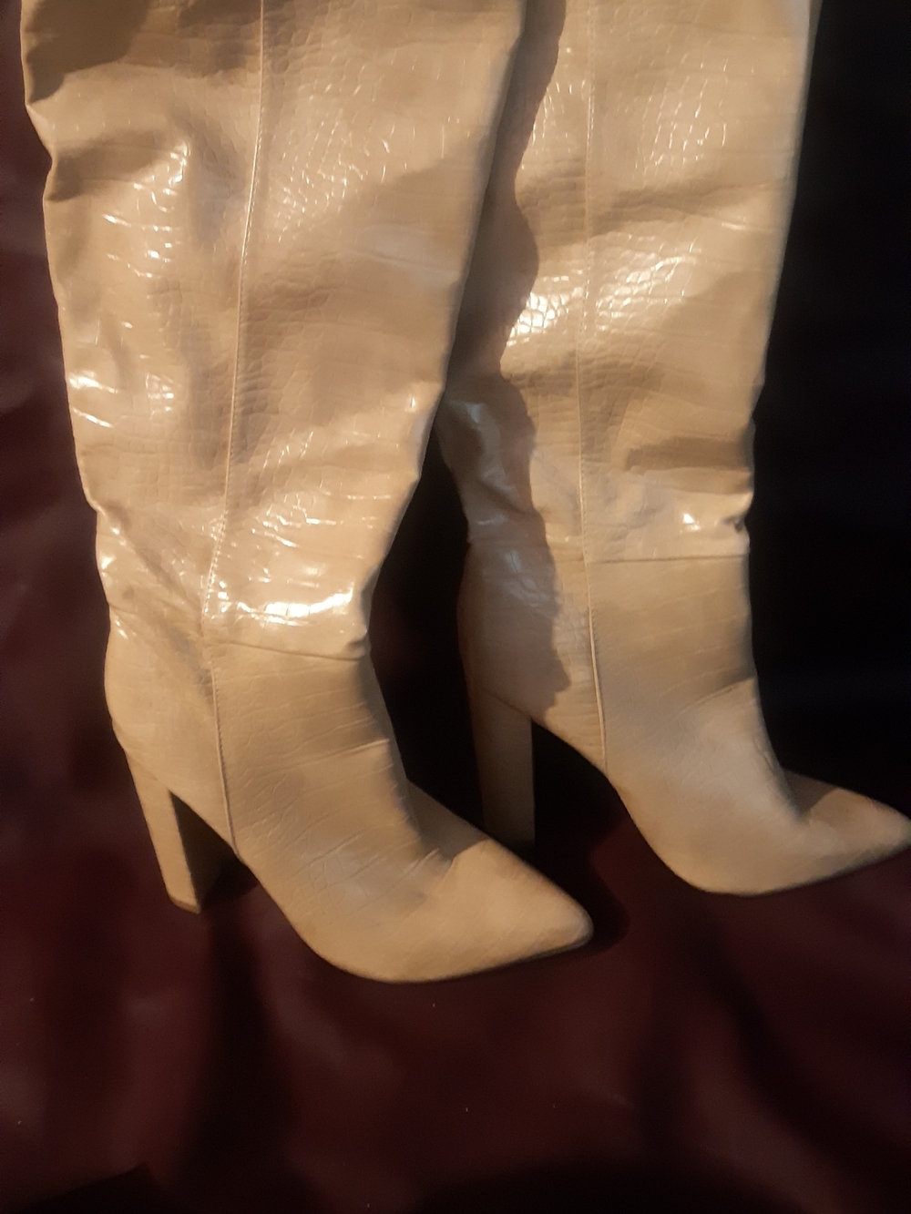 Ladies Cream Knee-High Pointed Toe Block Heel Boots